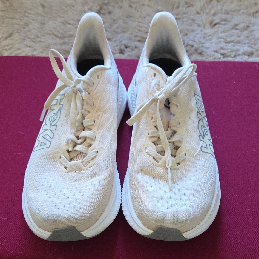 Hoka Mach 6 One One Running Sneakers